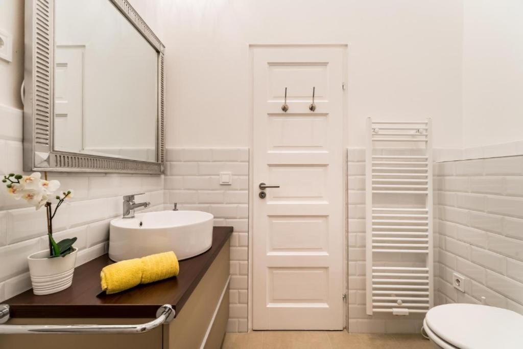 Hi-Bp Elizabeth Apartment In The Heart Of Budapest Exterior photo